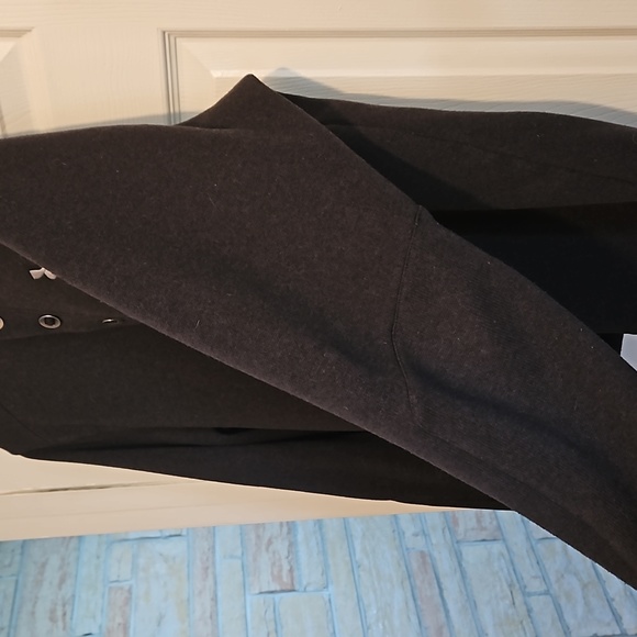 mens Under Armour sweater - Picture 2 of 2